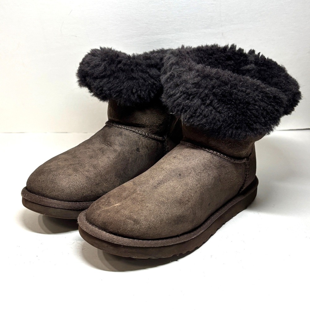 UGG Bailey Button Boots Womens 7 Brown Fur‎ Trim Suede 5803